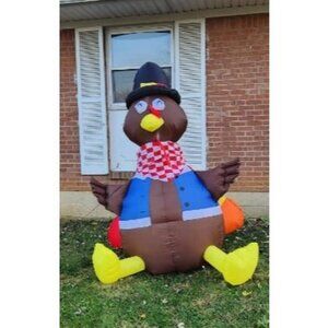 6ft Inflatable Turkey Outdoor Thanksgiving Decoration, Light Up Blow Up Turkey
